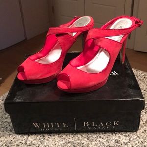 New IN BOX White House Black Market pink stiletto